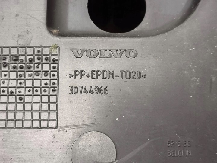 фото №7, Абсорбер бампера передний (наполнитель, пенопласт бампера) volvo v50 s40 рестайлинг 2007-2012 30744966
