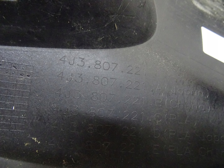 фото №15, Audi gt rs e-tron 4j3 бампер перед оригінал 4j3807221 llu