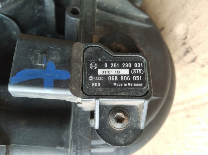 фото №5, Коллектор впускной vw polo lupo seat arosa 1,0b auc mpi 030129711bn