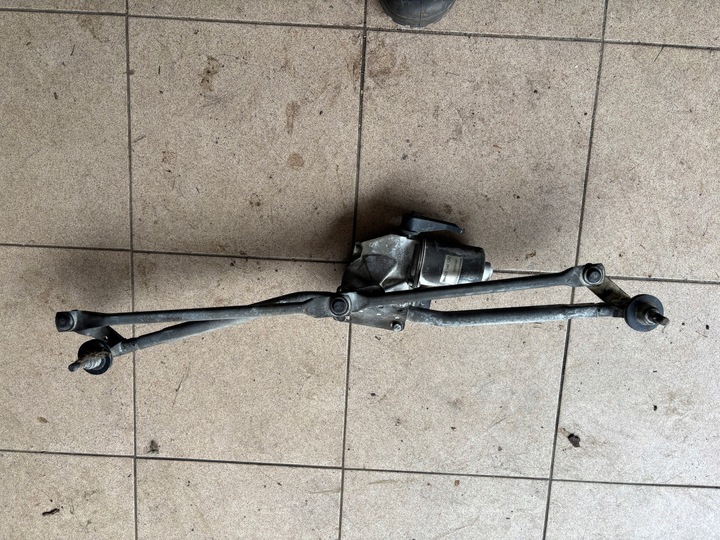 фото №1, Mercedes benz sprinter w906 3.0 механизм дворник