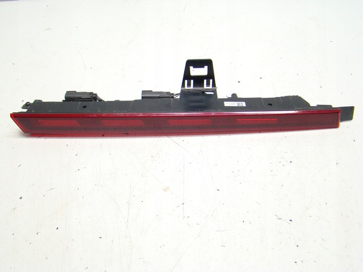 фото №1, Volvo c40 - лампа кришки праві зад