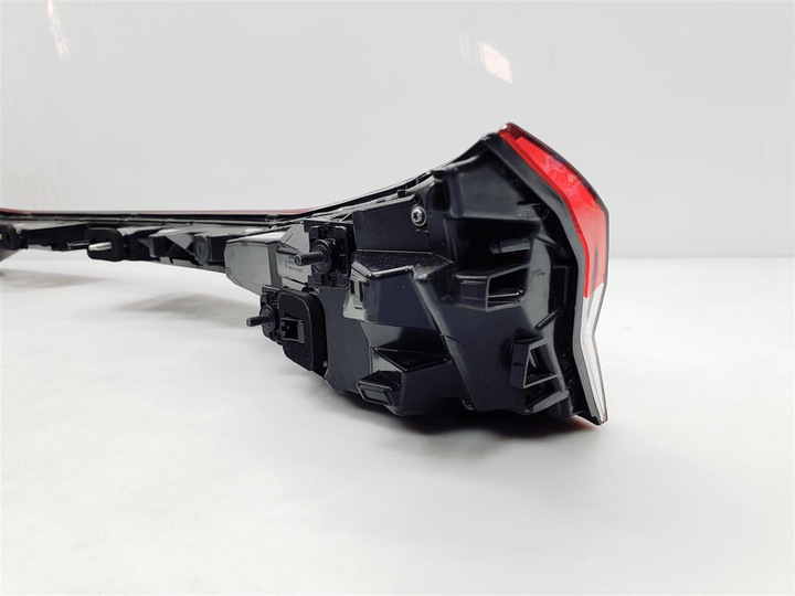 фото №11, Audi q4 e-tron 89a 21r+ накладка лампа зад led ory eu !