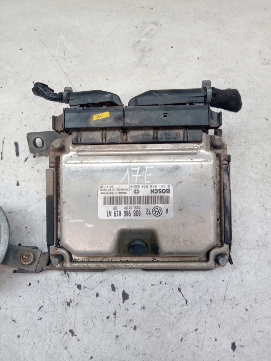 фото №5, Volkswagen 1.9 tdi блок управления двигателем (ecu) 0281010974