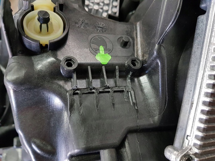 фото №12, Skoda octavia mk4 2025 перед сторона права лампа передня