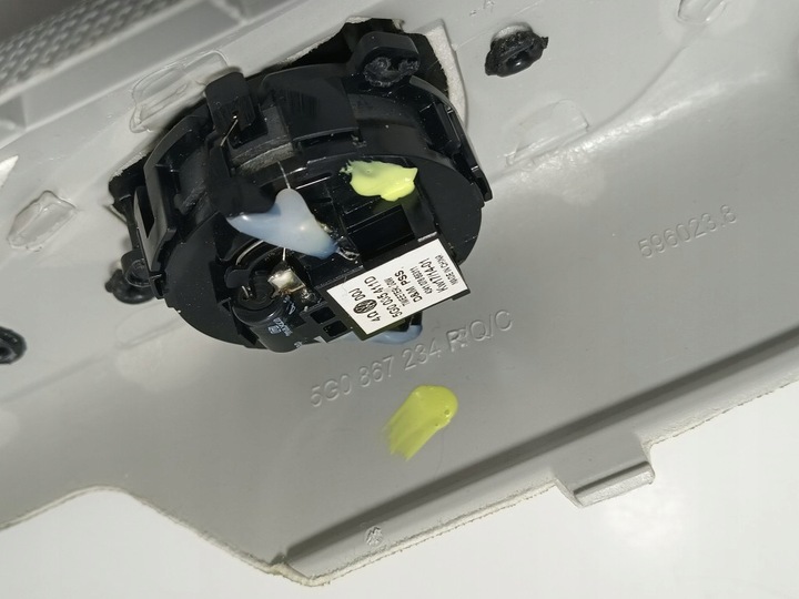 фото №9, Volkswagen golf vii обшивка захист стійка права передня стійка 5g0867234