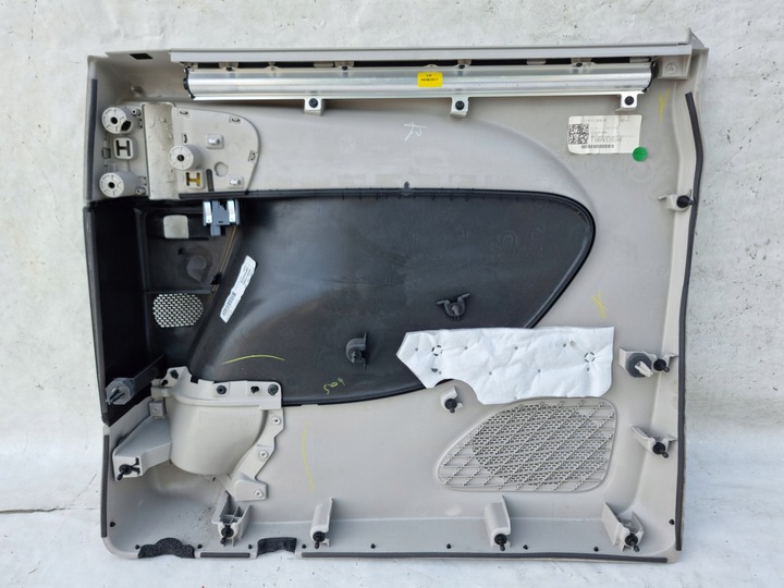 фото №10, Chrysler pacifica боковина дверь левый зад ролета 17r