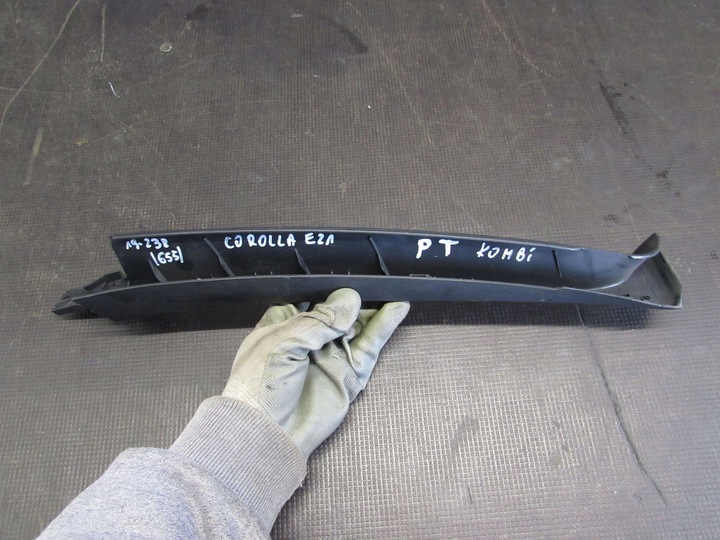 фото №10, Планка скла двері праві зад 67673-02020 toyota corolla e21 1.8 b гібрид 19