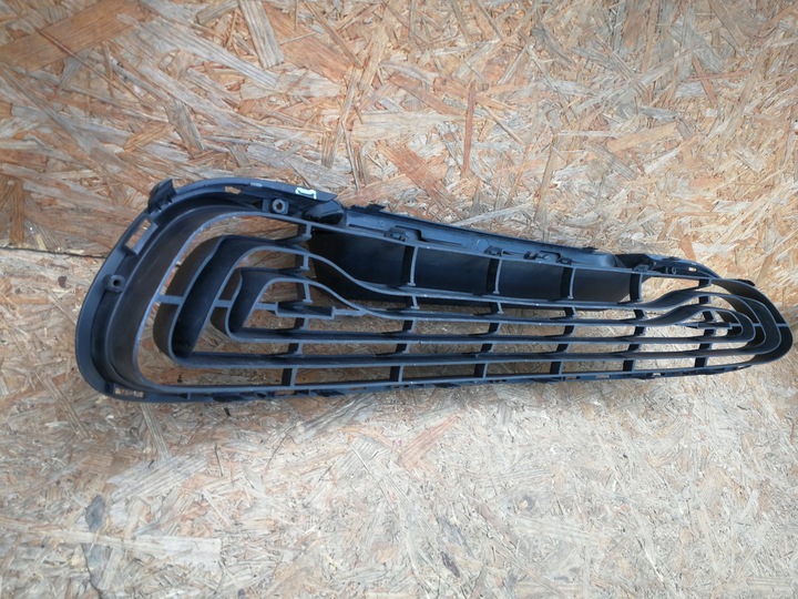 фото №10, Renault zoe i 12- решітка решітка середня бампера переднього 1119778x