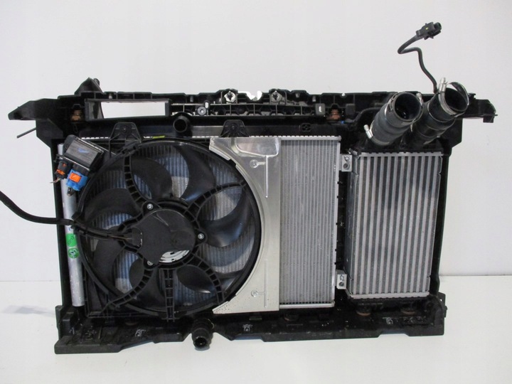 фото №8, Pas переднее радиатор peugeot 2008 19r