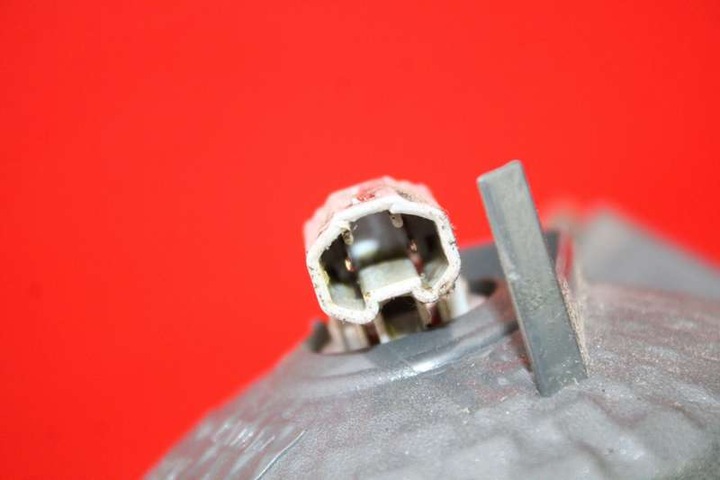 фото №9, Лампа правая зад задняя 22661974 mazda 6 1 i gg универсал 02-05