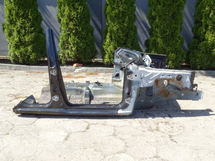 фото №1, Land rover freelander i 03-06 рестайлінг поріг стійка a + b праві 5d