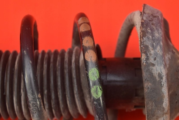 фото №7, Амортизатор праві перед vw new beetle 1.6 8v 00r