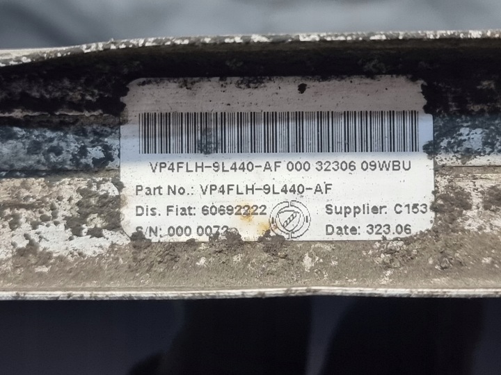 фото №8, Интеркулер радиатор воздуха oem номер 60692222 alfa romeo 159 1.9 jtdm 150km