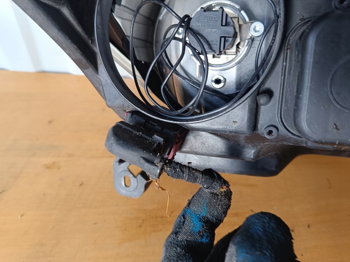 фото №14, Лампа передняя перед левая opel astra h европа 24451032