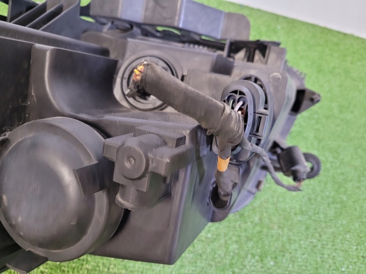 фото №8, Vw touran i 1 1t0 рестайлинг лампа правая фара правые 1t1941006b