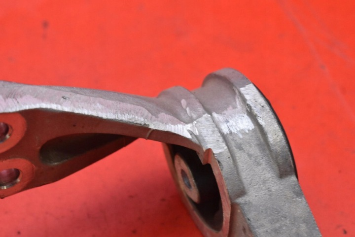 фото №6, Кронштейн крепление дифференциал зад na5f39730 mazda mx5 mx-5 4 iv nd 18-24
