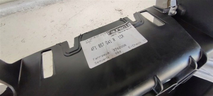 фото №16, Панель раздаточная серый audi a6 c6 eur 4f1857041r