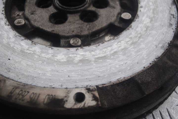 фото №9, Сцепление колесо двухмассовый механическая коробка передач audi a4 b7 2.0 tfsi