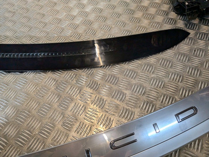 фото №5, Lucid air накладка спойлер свет сплав p11-l3a00a-10