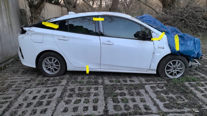 фото №5, Prius iv плагин prime крыша стойки