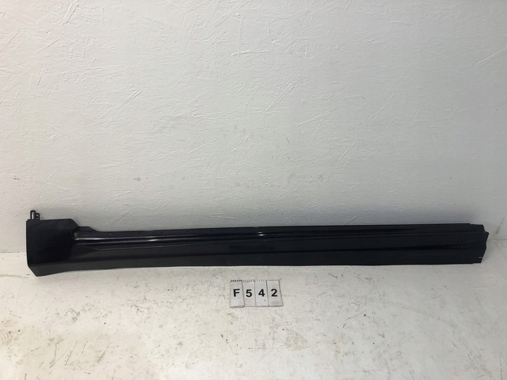 фото №1, Volvo xc90 порог левый накладка пороговая левая 14 -