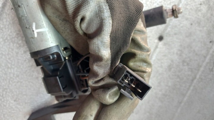 фото №4, Моторчик дворники зад opel astra 2.2dti 02r hb 90559440