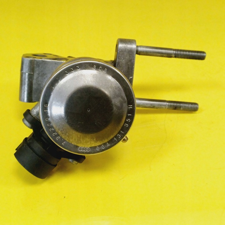 фото №6, Клапан egr audi a3 s3 8l 06a131085e nr177