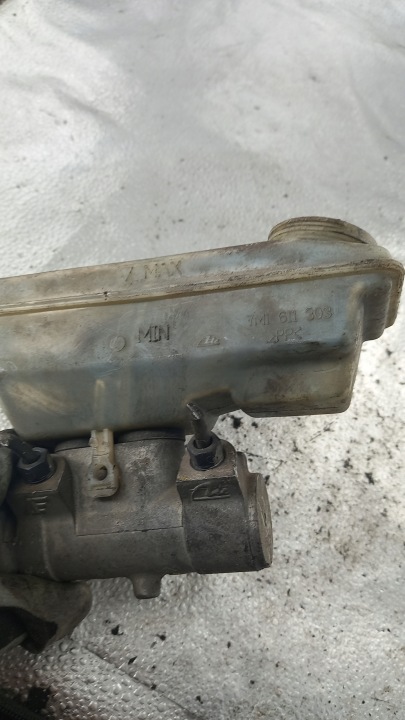 фото №4, Головний гальмівний циліндр ford galaxy 2.3kat