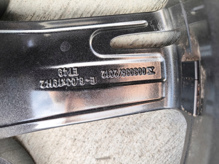 фото №13, Алюмінієвий диск audi a3 s3 8v vw seat 8.0j r19 et49 8v0601025as 2 k