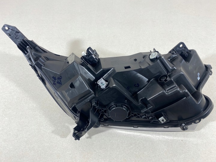 фото №16, Honda crv iv 4 рестайлинг лампа правая полный led drl