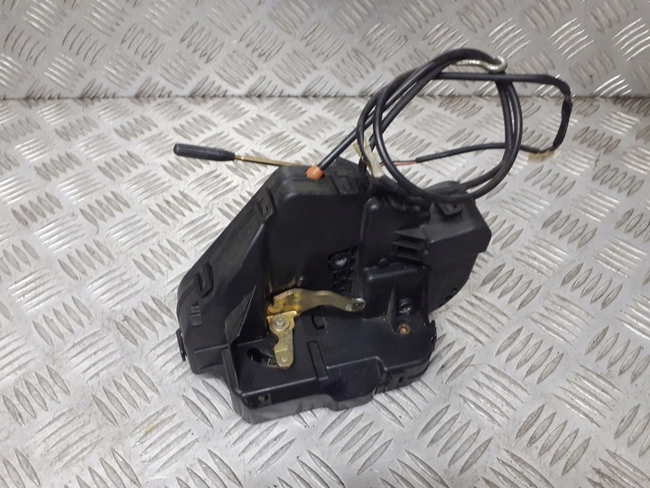 фото №1, Замок двері правий зад mercedes e 230 w210