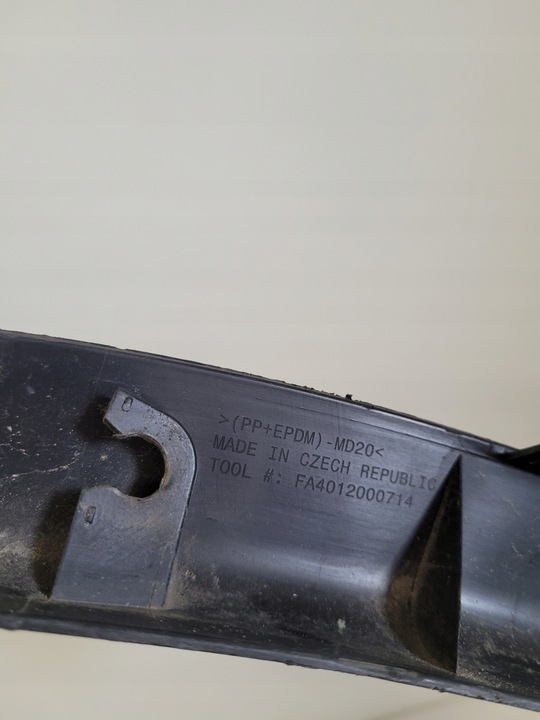 фото №12, Tesla y планка крила праві зад права накладка na крило 1658698-00-a