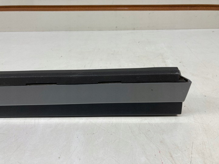 фото №14, Планка дверь правая задняя audi q3 83a