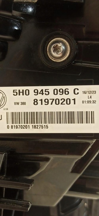 фото №8, Vw golf viii 8 hb лампа правые зад 5h0945096c