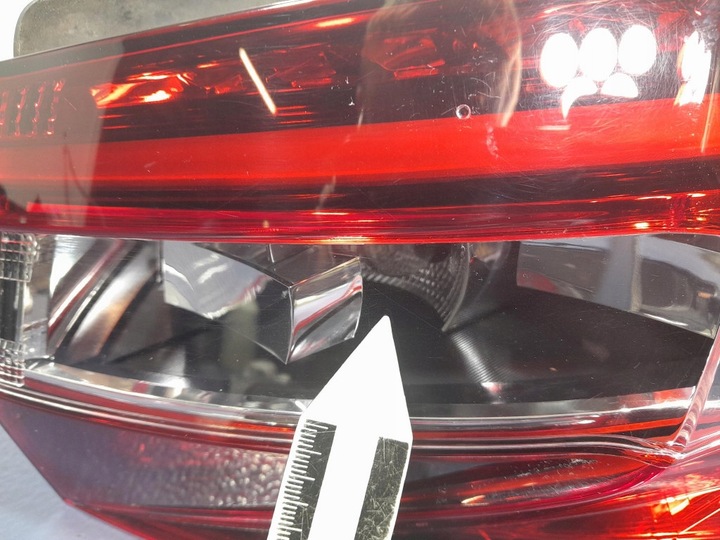 фото №7, Skoda superb iii універсал лампа права задня зад w крило eu 3v9945208