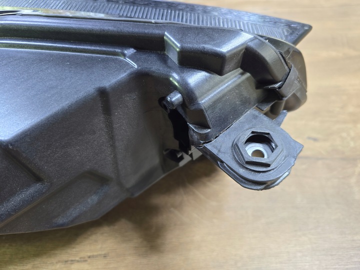 фото №10, Skoda octavia iv рестайлінг лампа перед передня ліва 5e4941009