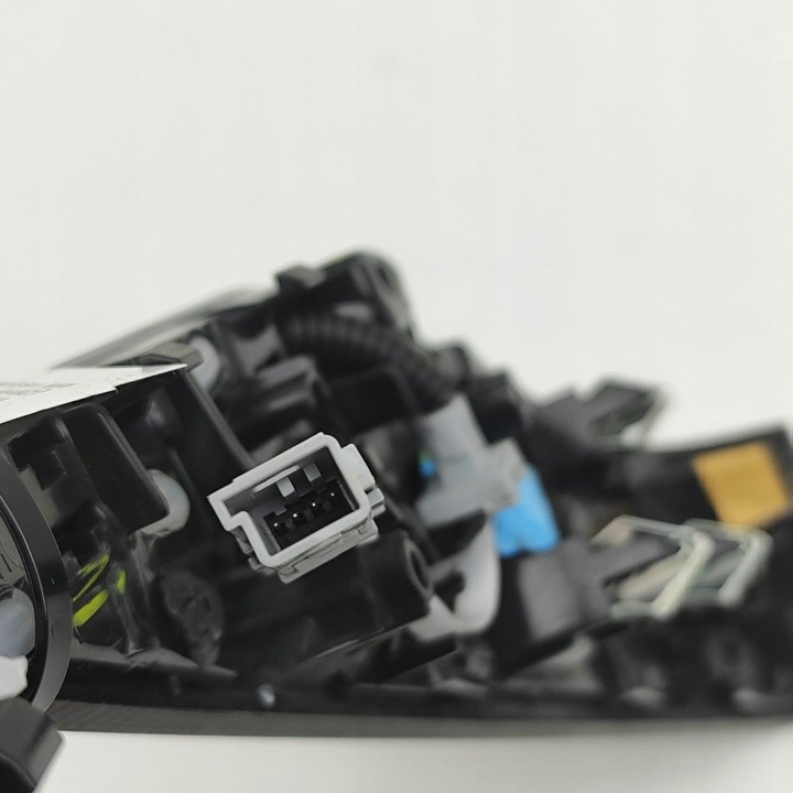 фото №9, Bmw x5 g05 2020 права сторона обшивки / обшивка двері задніх