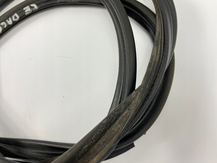 фото №7, Прокладка задньої кришки кришки багажника mercedes w124 купе ce c124