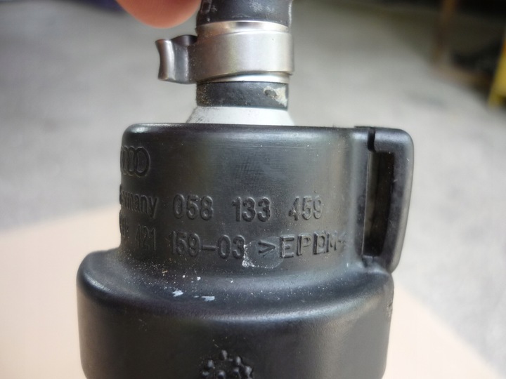 фото №12, Клапан вакуум vw 2.0 fsi 150km 06d133517b справний
