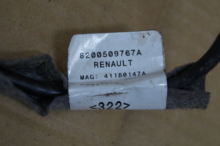 фото №10, Установка антенны renault kangoo ii 8200509767a