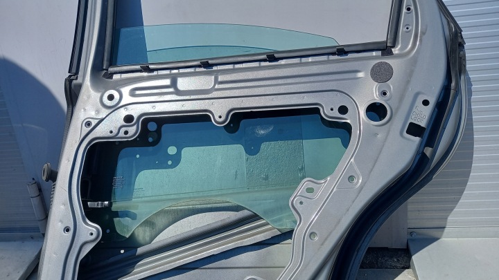 фото №15, Дверь правая зад volvo s40 04r код lak.462-46