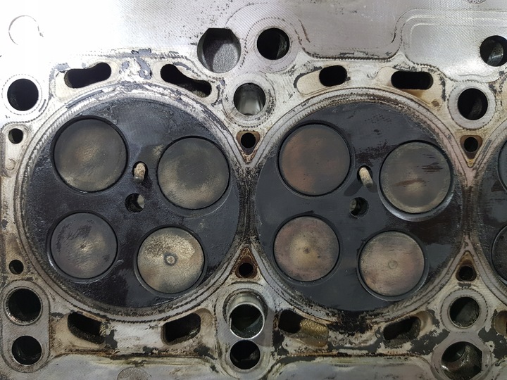 фото №7, Головка двигуна 03l103373g vw transporter t5 2.0 tdi cfc