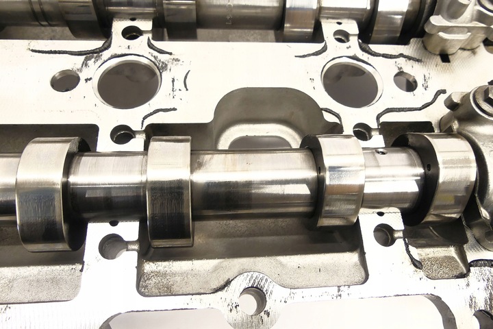 фото №12, Renault trafic iii 2.0 синий dci euro6 валы распределительный вал + крышка клапанов