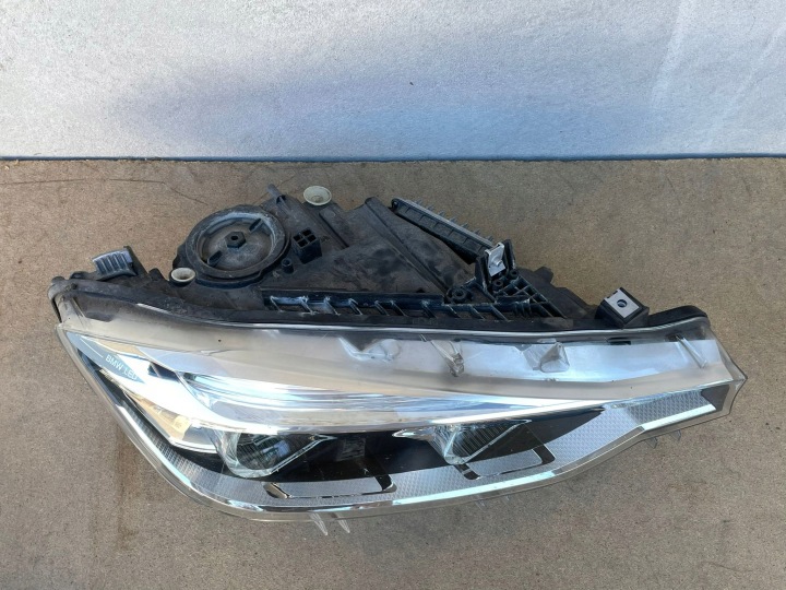 фото №10, Bmw f30 f31 лампы передние цельная led 8738711 8738712
