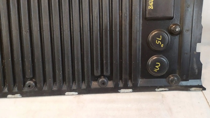 фото №5, Обшивка крышки багажника ford ranger