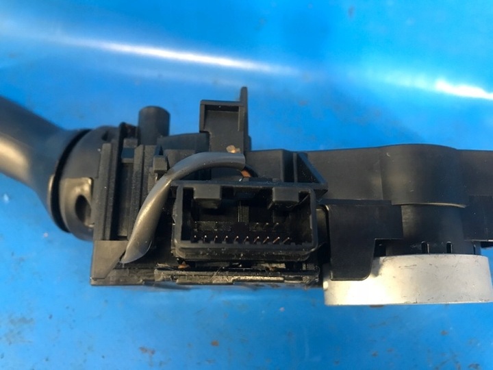 фото №4, Переключатель поворотов pod руль toyota prius - 20 03-11 84140470