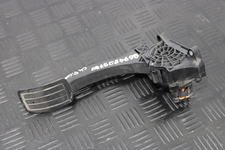 фото №1, Педаль газа c4 grand picasso ii 2 9674829780