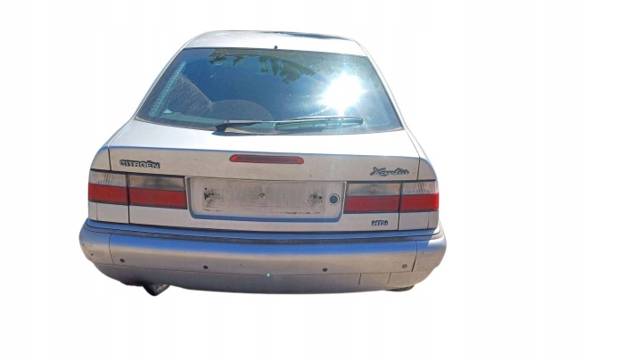 фото №11, Citroen xantia 1998 зад сторона права фара задня