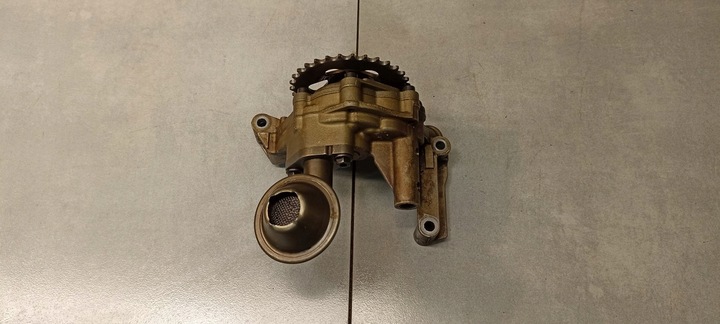 фото №8, Насос масла vw passat b5 alz 06a115121