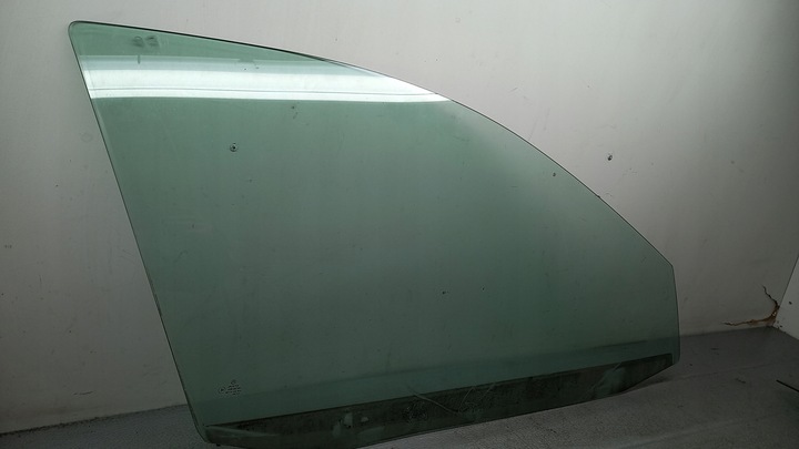 фото №1, Стекло правая перед vw golf iv 01r 1.6b